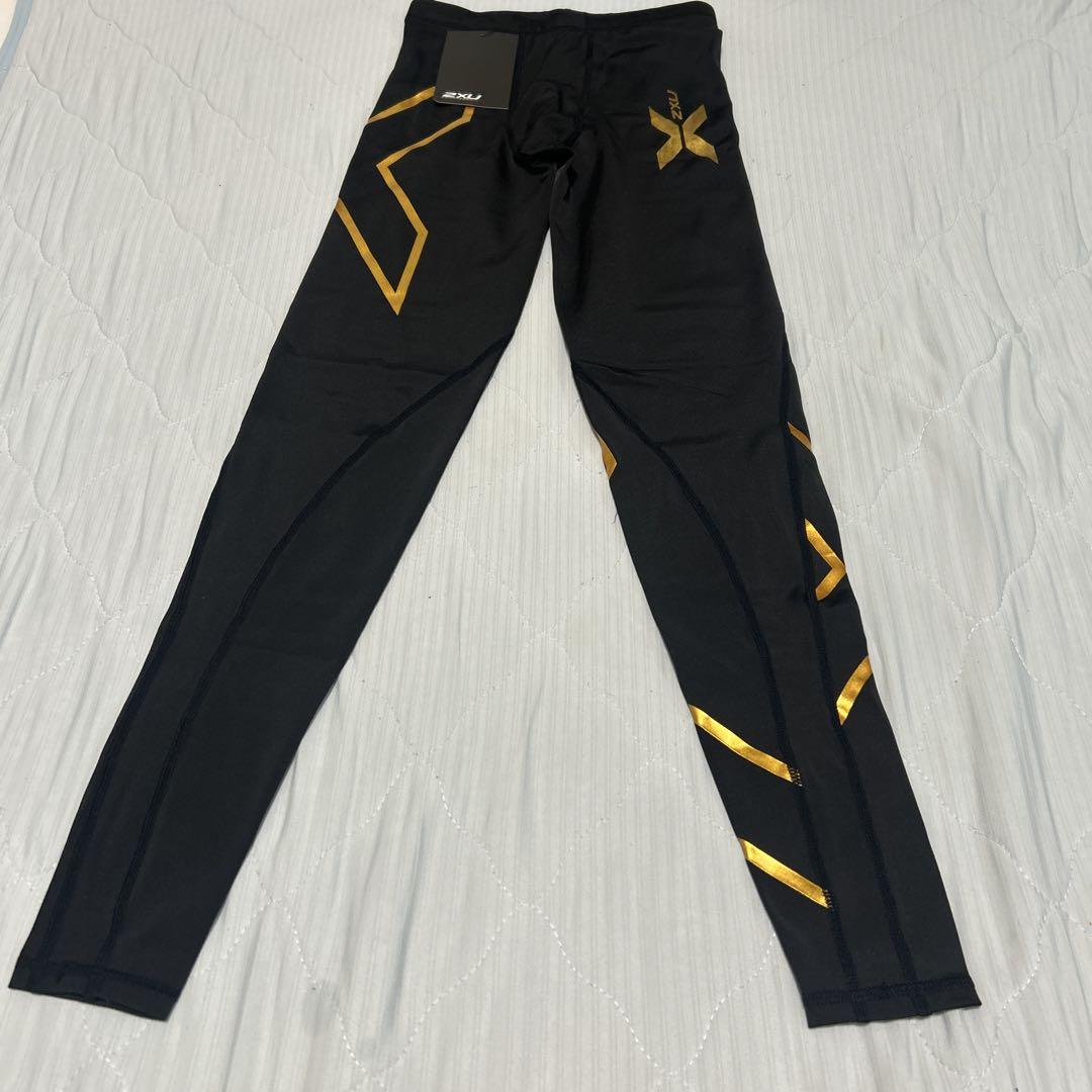 【新品タグ付き】2XU メンズ M 黒/金 ランニング　　ロングタイツ Mサイズ陸上用パンツ