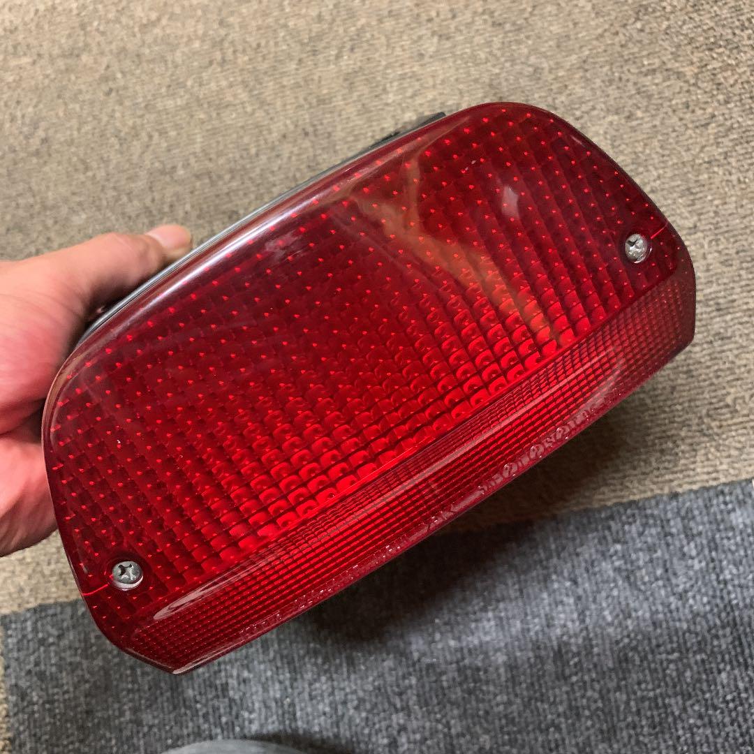 値下げ！！】ゼファーχ ゼファー400 純正テールランプ
