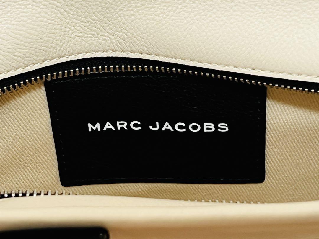 MARC JACOBS