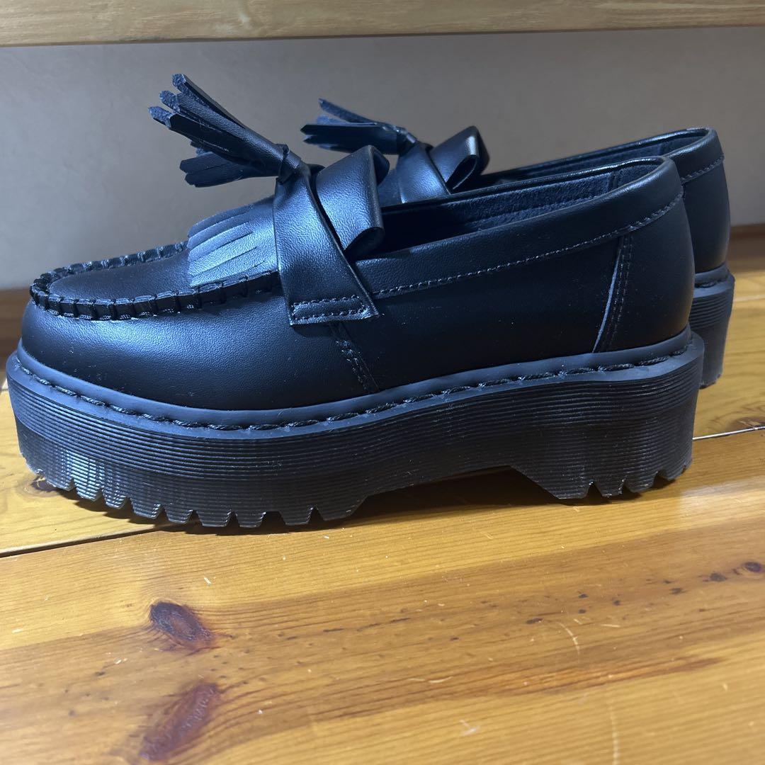 美品Dr. Martensブラッタッセルローファー フリンジ23.5cm 厚底