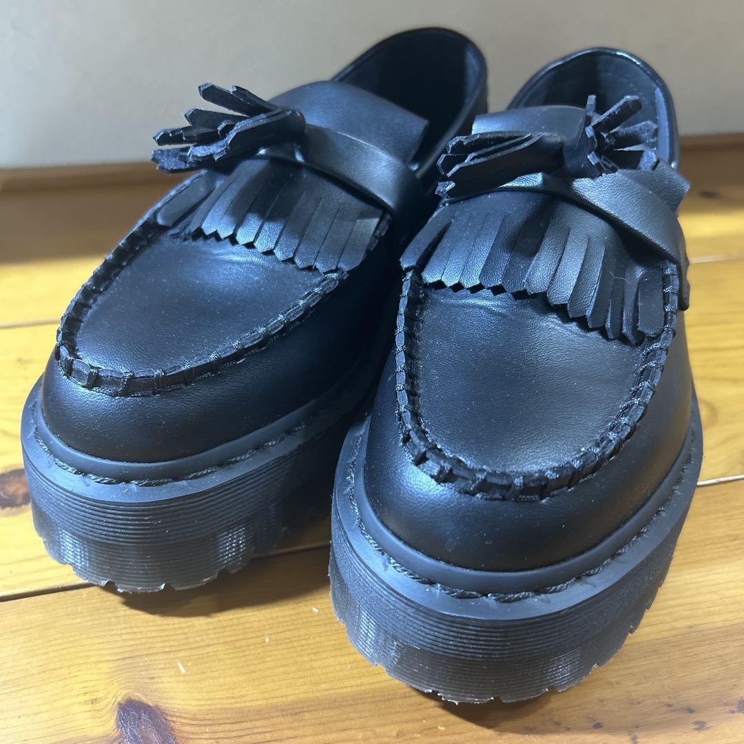 美品Dr. Martensブラッタッセルローファー フリンジ23.5cm 厚底