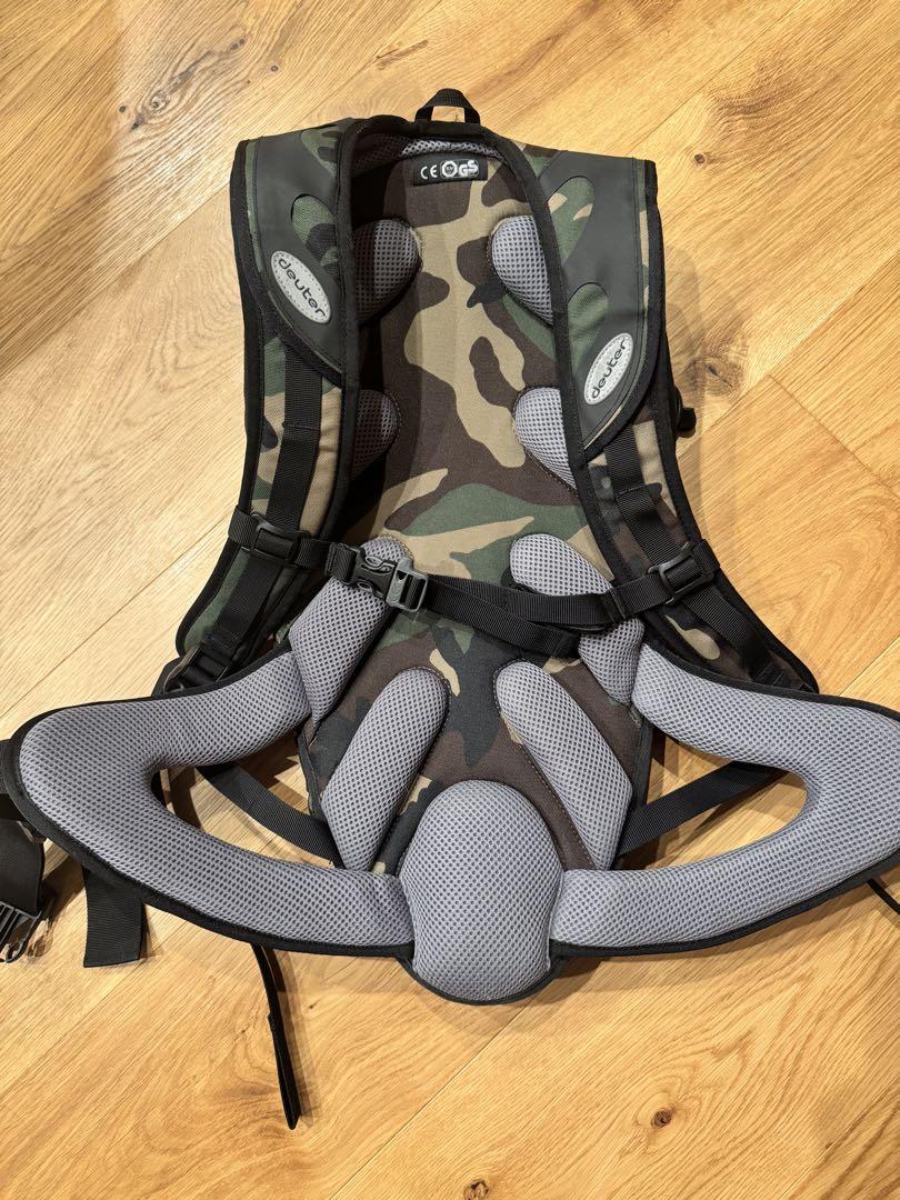 ドイター　deuter　ATTACK protector 迷彩