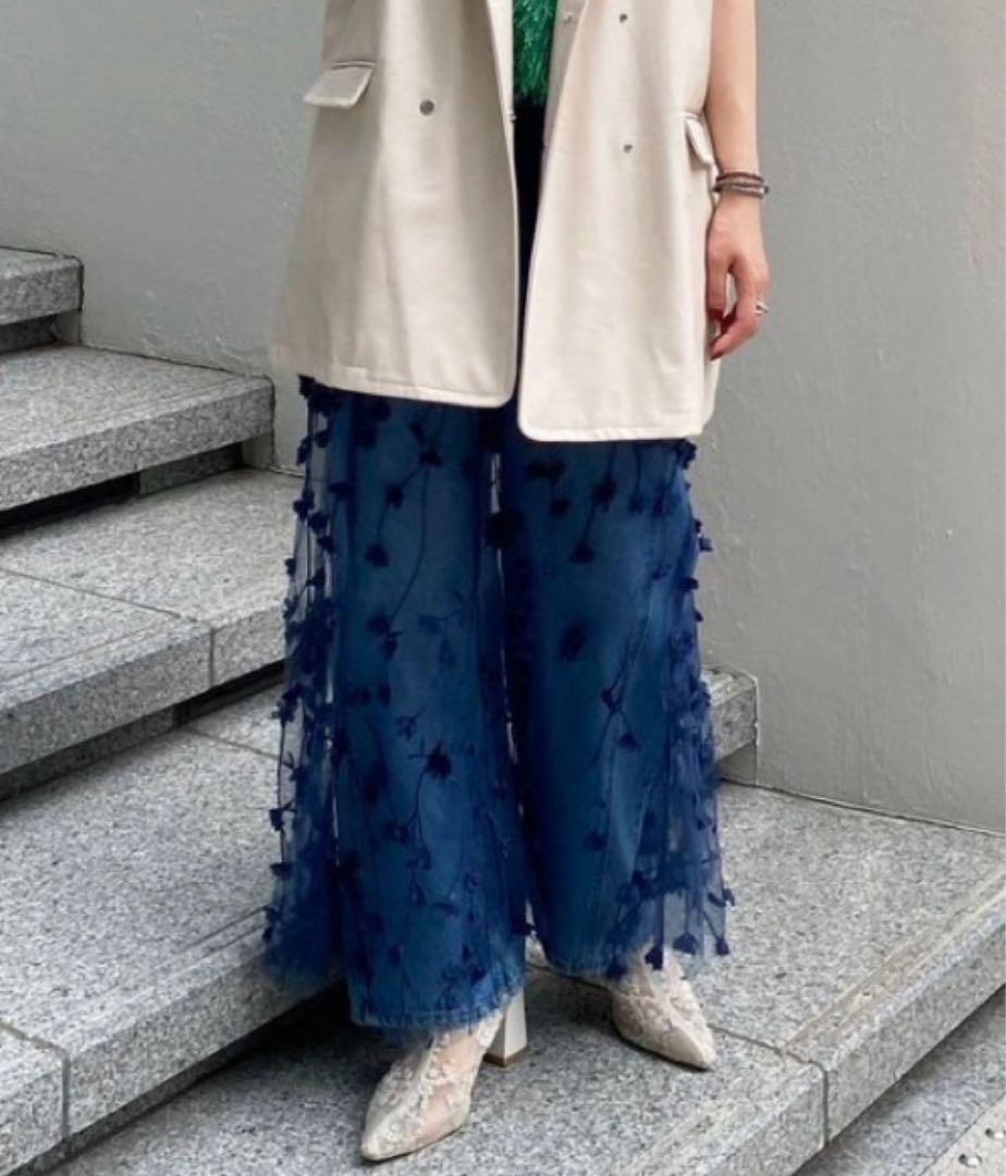 Ameri 3D FLOWER LAYERED SKIRT ブルー　S