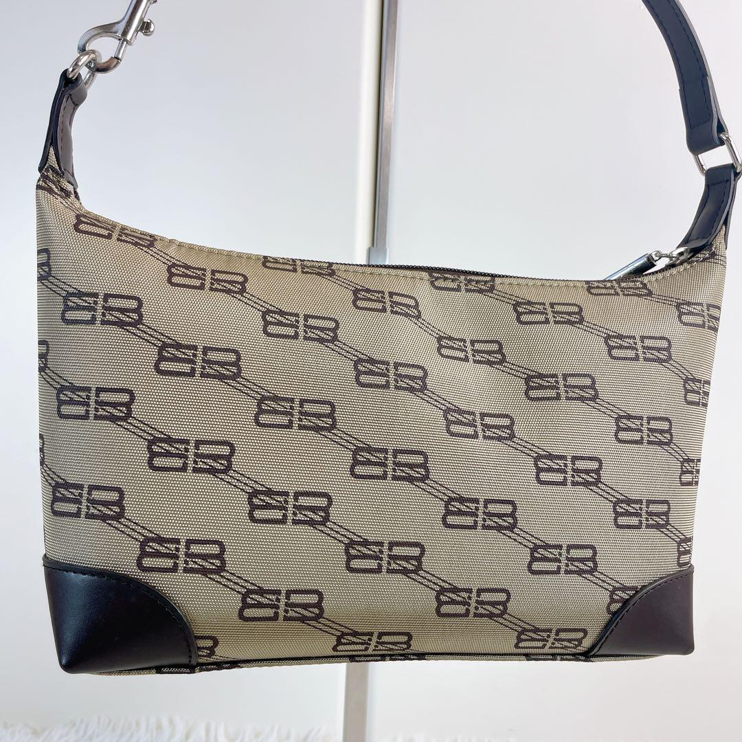 ●●BALENCIAGA バレンシアガ