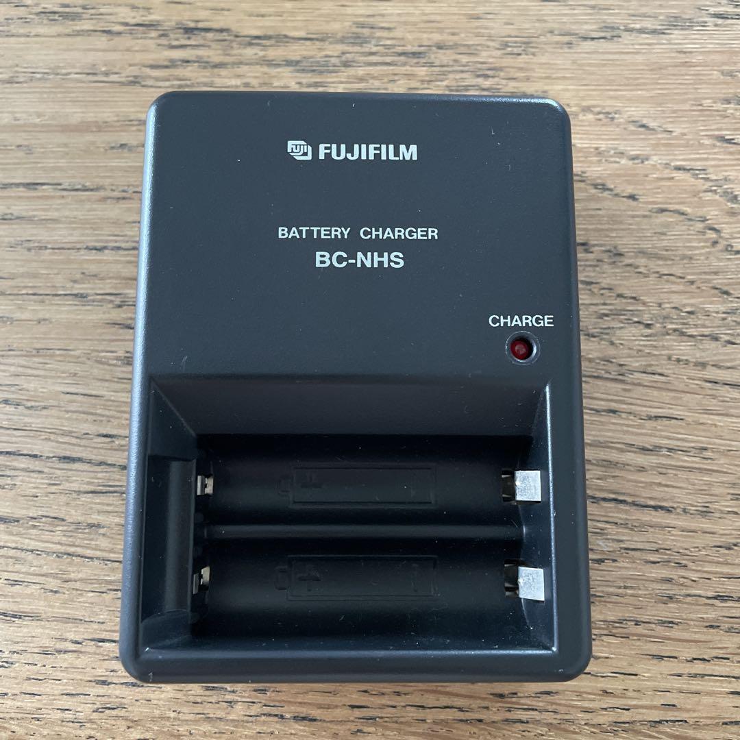 FUJIFILM FinePix30i ピンク コンパクトデジタルカメラ　レトロ