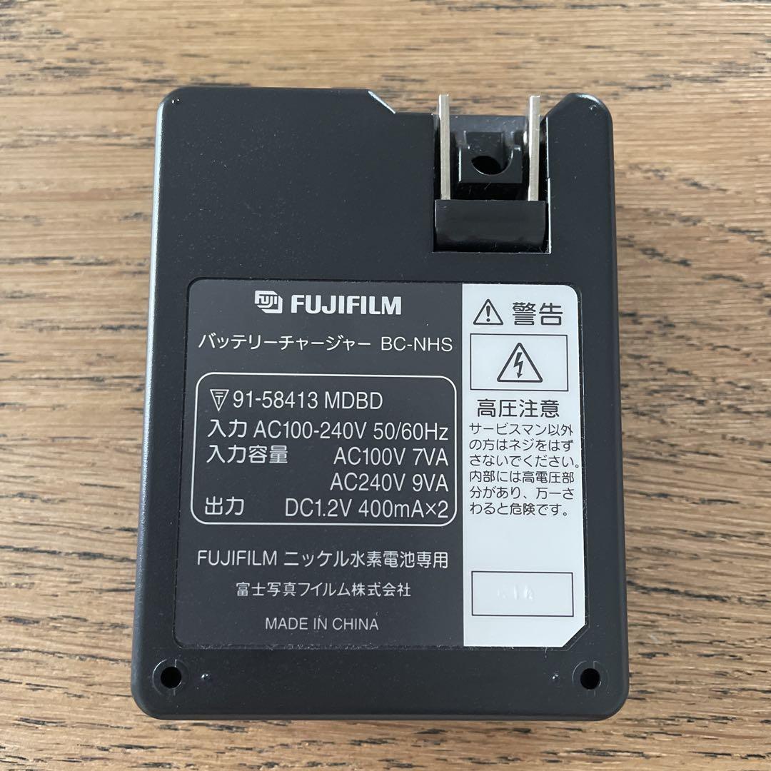 FUJIFILM FinePix30i ピンク コンパクトデジタルカメラ　レトロ