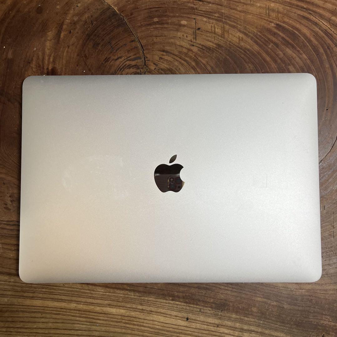 MacBook
