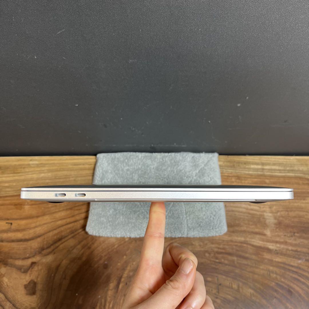 MacBook