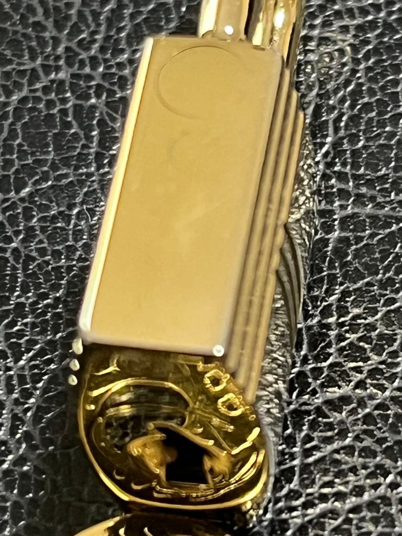 ゴールド カデナ