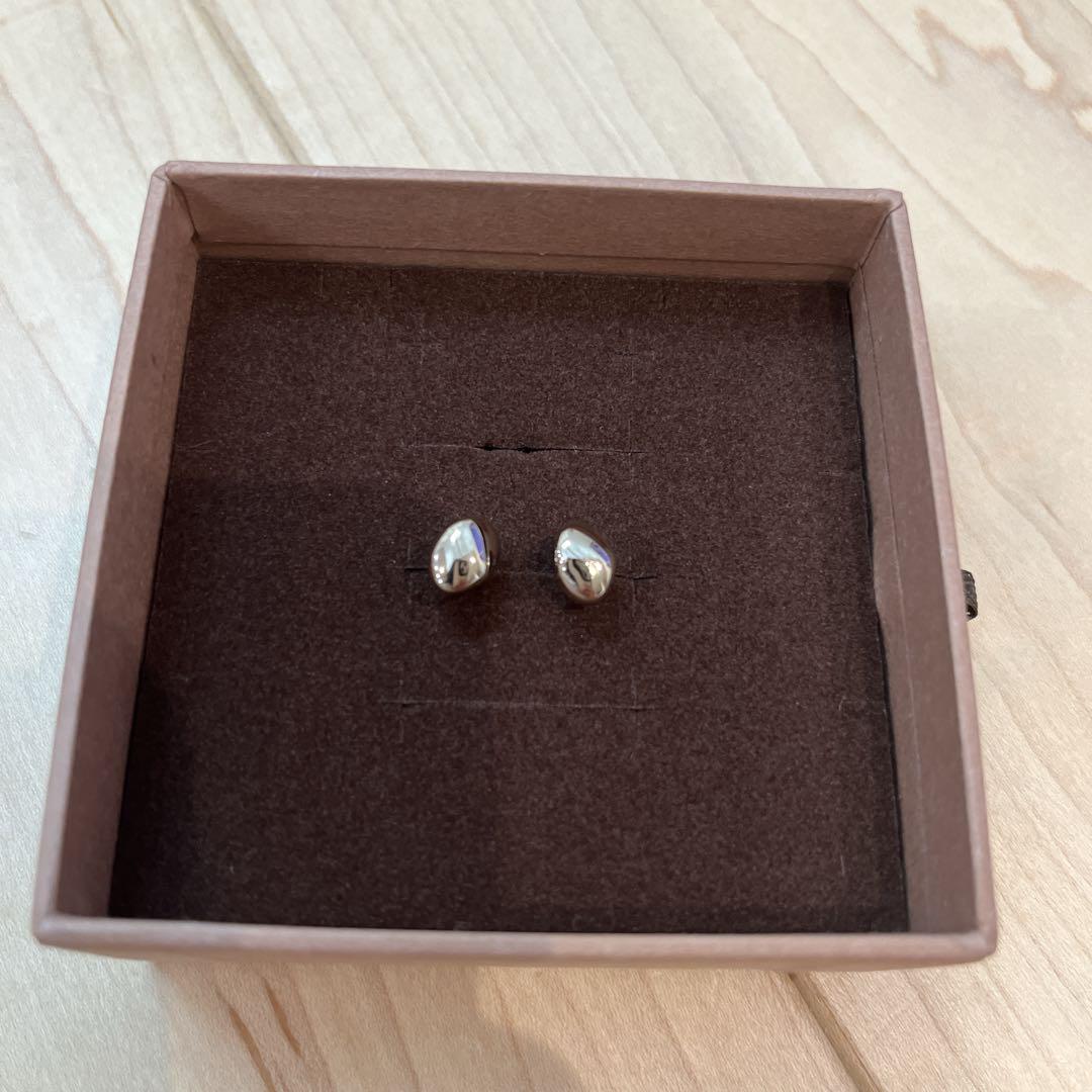 ete ロウ ピアス