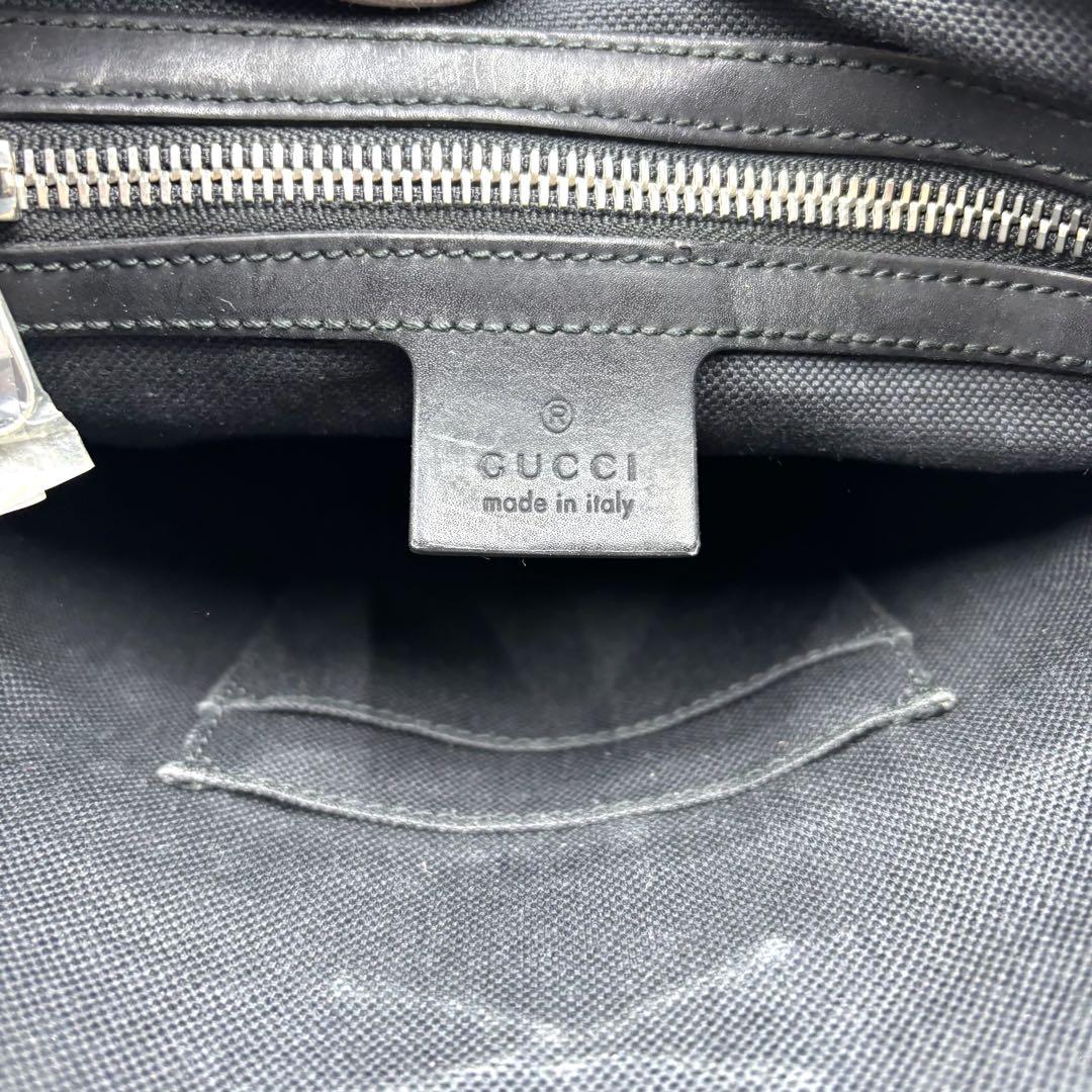 GUCCI グッチ ショルダーバッグ ggスプリーム シェリーライン 肩掛け 黒