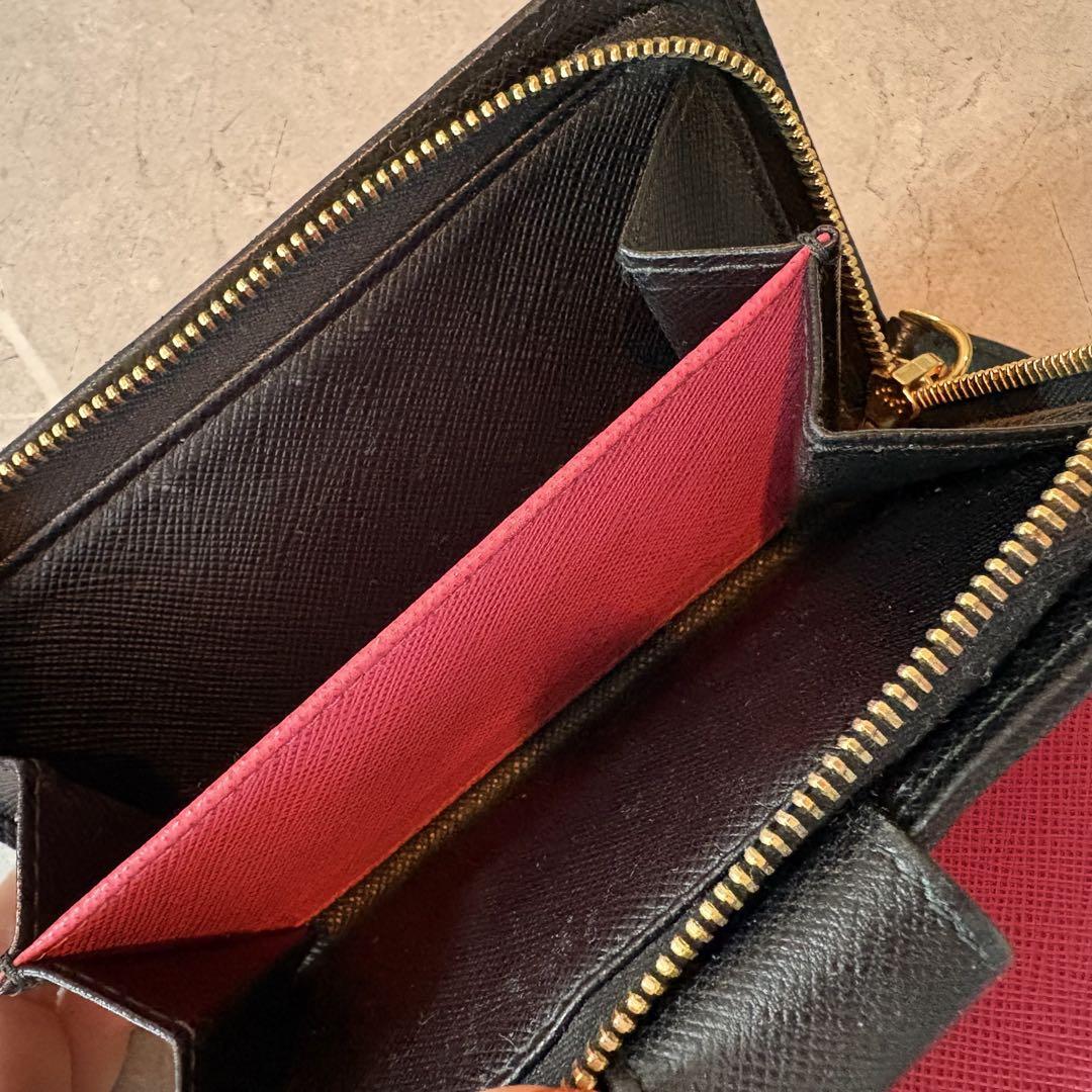 PRADA 二つ折り財布 サフィアーノ