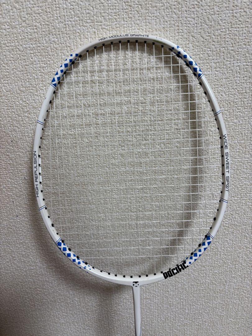 た様　 パシフィック　バトミントンラケット　2本セット