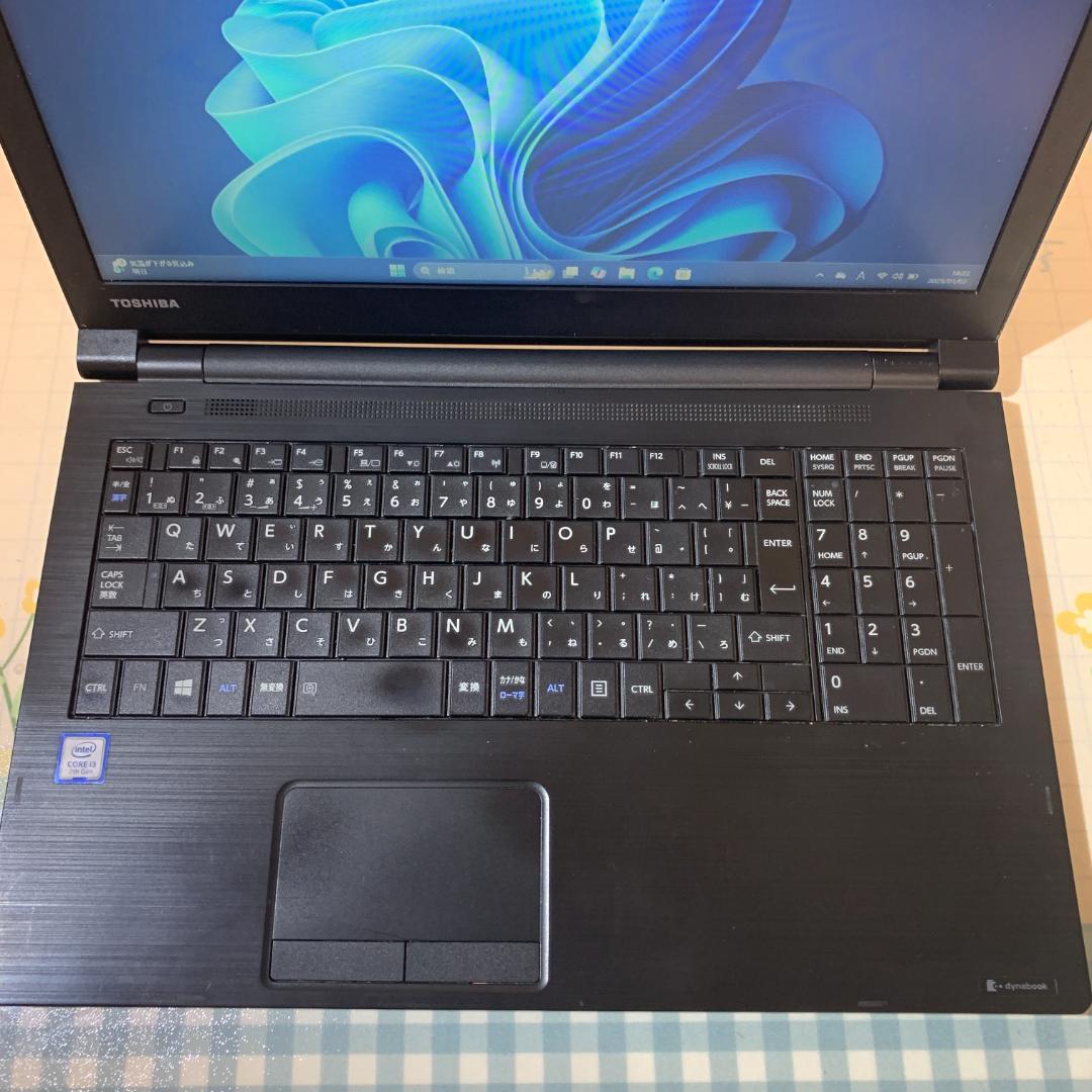 T01C【美品】薄型Core-i5第6世代/16GB/SSD512GB g