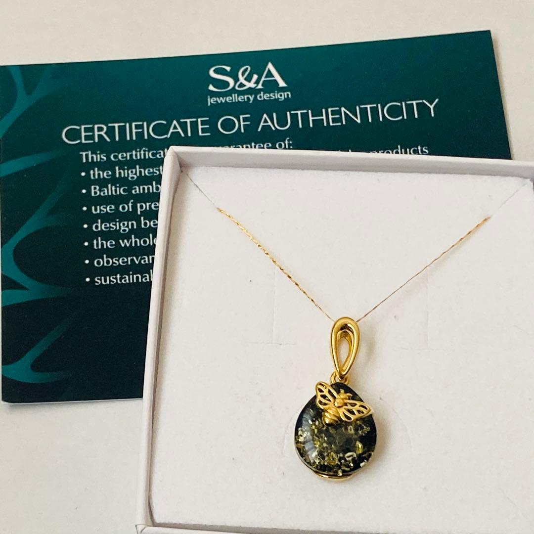 S A ペンダントトップ 蜂 グリーンアンバー 万博 ポーランド