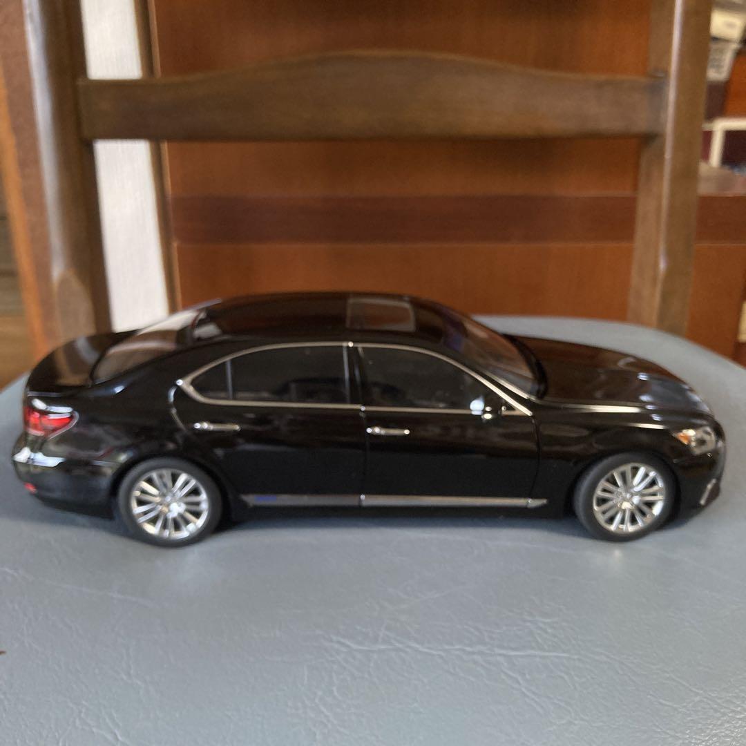 お値下げ中！AUTOart レクサス LS 600hL 1/18 ブラック 模型・プラモデル