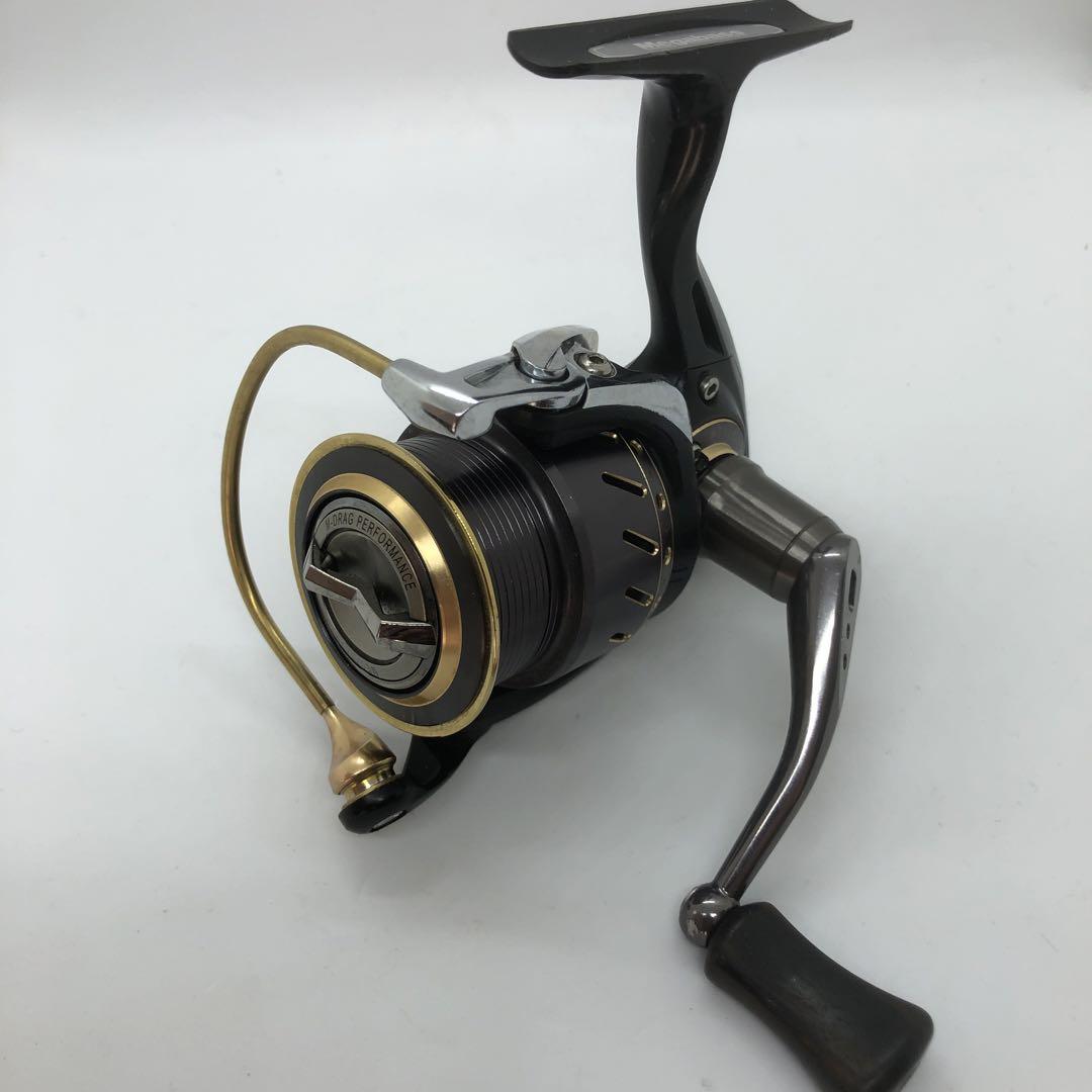 本格派ま！ メガバスLUVITO 256 スピニングリール ラビットダイワ リール