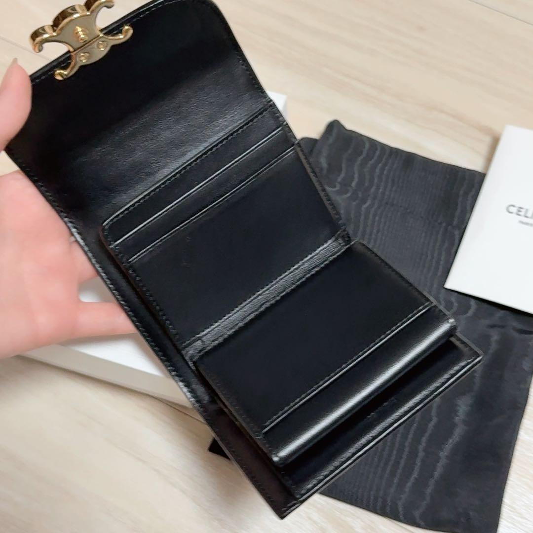 CELINE 二つ折り財布 モノグラム CELINE モノグラム 二つ折り財布 - メルカリ