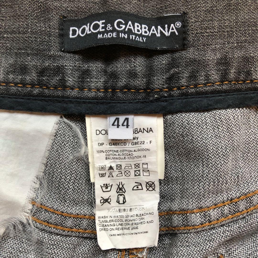 DOLCEGABBANA 英字刺繍 ダメージジーンズ 30サイズ メンズデニム 超お徳用 ◇ダメージデニム ◇ドルチェ&ガッバーナ グレー 44 サイズ 14 GOLD デニム/ジーンズ