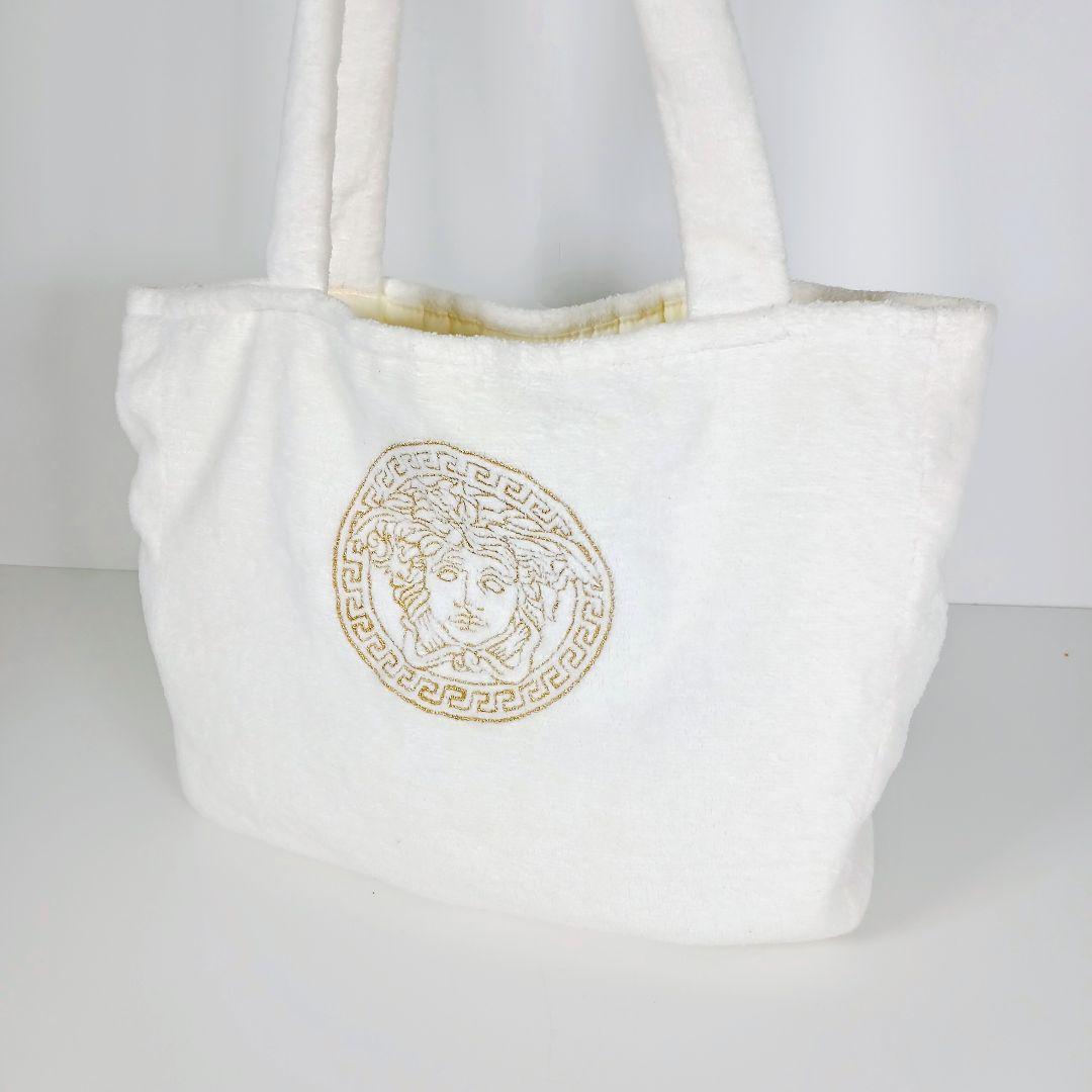 ✨美品✨ジャンニヴェルサーチ　パイル生地トート　メデューサ　ビッグロゴ　白
