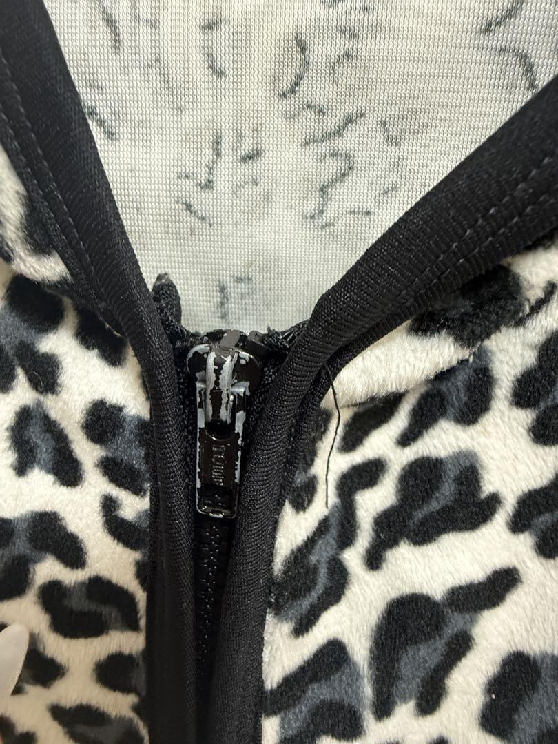 Vivienne Westwood ヒョウ柄パーカー