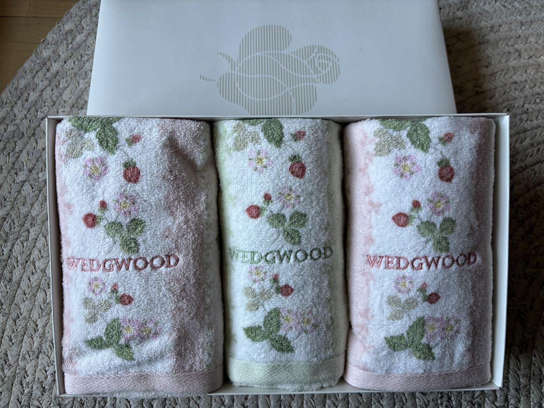 WEDGWOOD⭐︎ワイルドストロベリー⭐︎フェイスタオル3枚セット