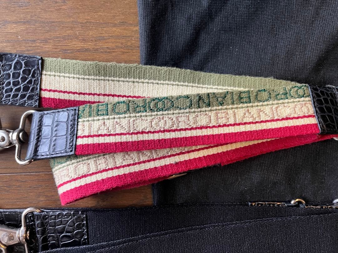 Orciani 黒 レザー ショルダーバッグ Orciani 黒 レザー ショルダーバッグ