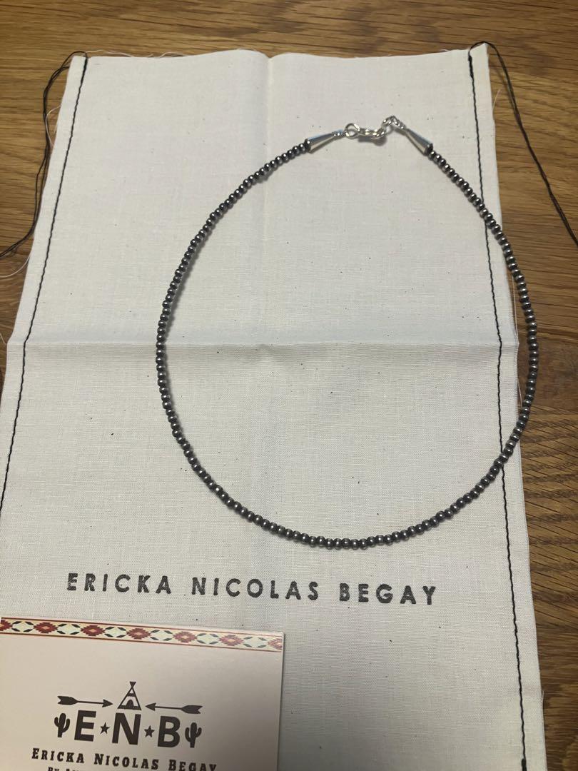 ERICKA NICOLAS BEGAY　ナバホパールネックレス