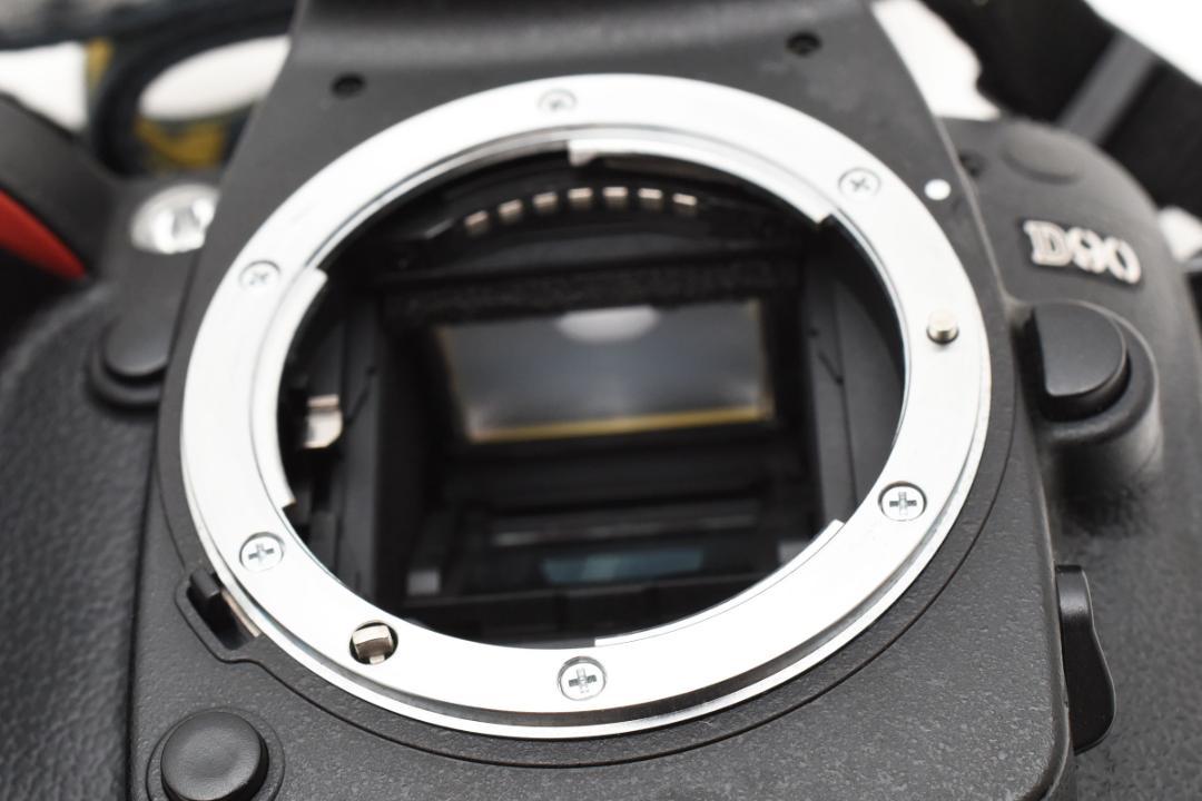 超美品 ニコン D90 デジタル ショット 14249枚 箱 説明書付 B593