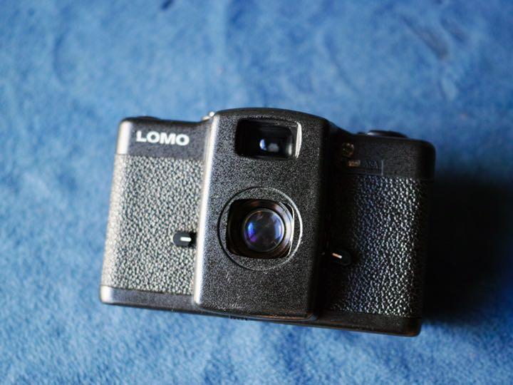 2002年製 付属品多数 ロモ トイカメラ 2UCvy-m91131121126 LOMO LC-A ロシア製最終期 得価大人気