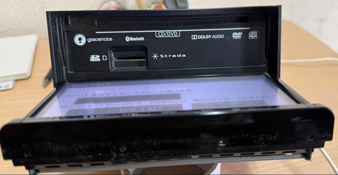 PANASONIC-CN-RE03D-2018目立った傷や汚れなし