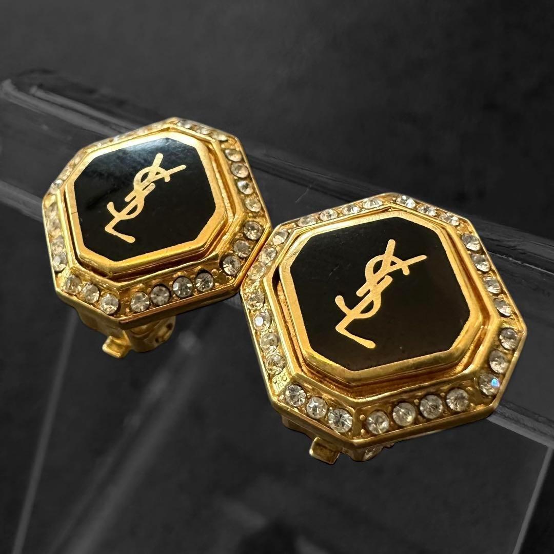 存在感ある【SAINT LAURENT】マンダリン真鍮イヤリング 24SS新作 Yves Saint Laurent rhinestone earrings - メルカリ
