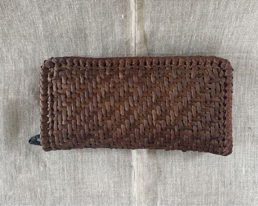 人気が高い
【ハンドメイド】国産!山葡萄 山ぶどう 長財布 二目網代編み 長財布 人気が高い
【ハンドメイド】国産!山葡萄 山ぶどう 長財布 二目網代編み 長財布