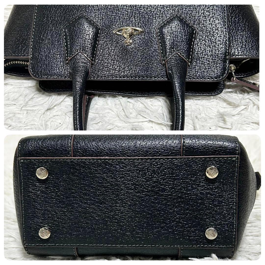 極美品 ヴィヴィアンウエストウッド ミニハンドバッグ レザー 金