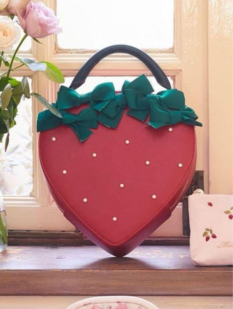 Maison de FLEUR メゾンドフルール いちご ショルダーバッグ