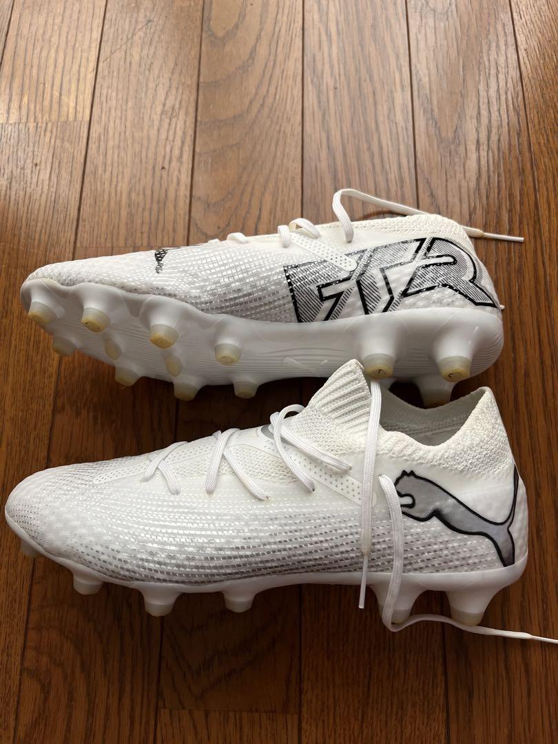 PUMA フューチャー7プロ HG/AG サッカースパイク