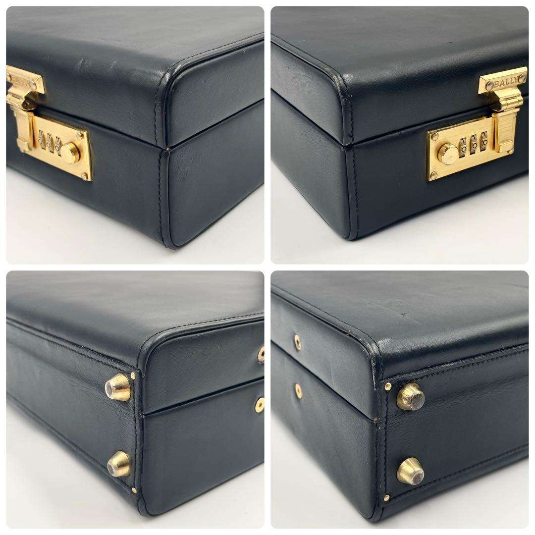 【極美品】BALLYバリーアタッシュケース ビジネスバッグ パイロットケース 黒 【極美品】BALLYバリーアタッシュケース ビジネスバッグ パイロットケース 黒