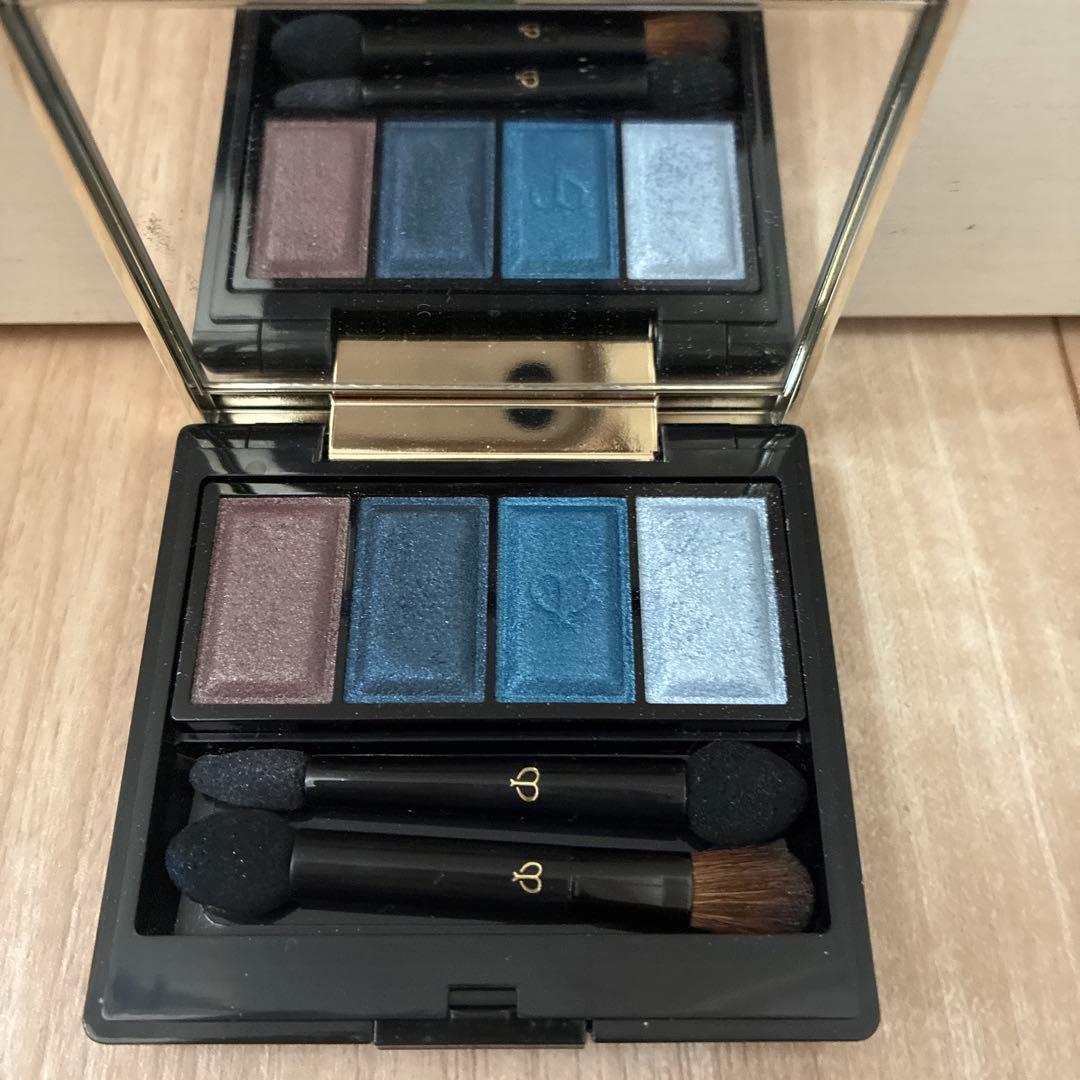 クレ・ド・ポー ボーテ オンブルクルールクアドリn 312 クレ・ド・ポー ボーテ アイシャドウ オンブルクルールクアドリn 312 313