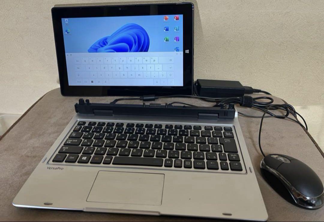 11.6インチタッチパネル 2in1