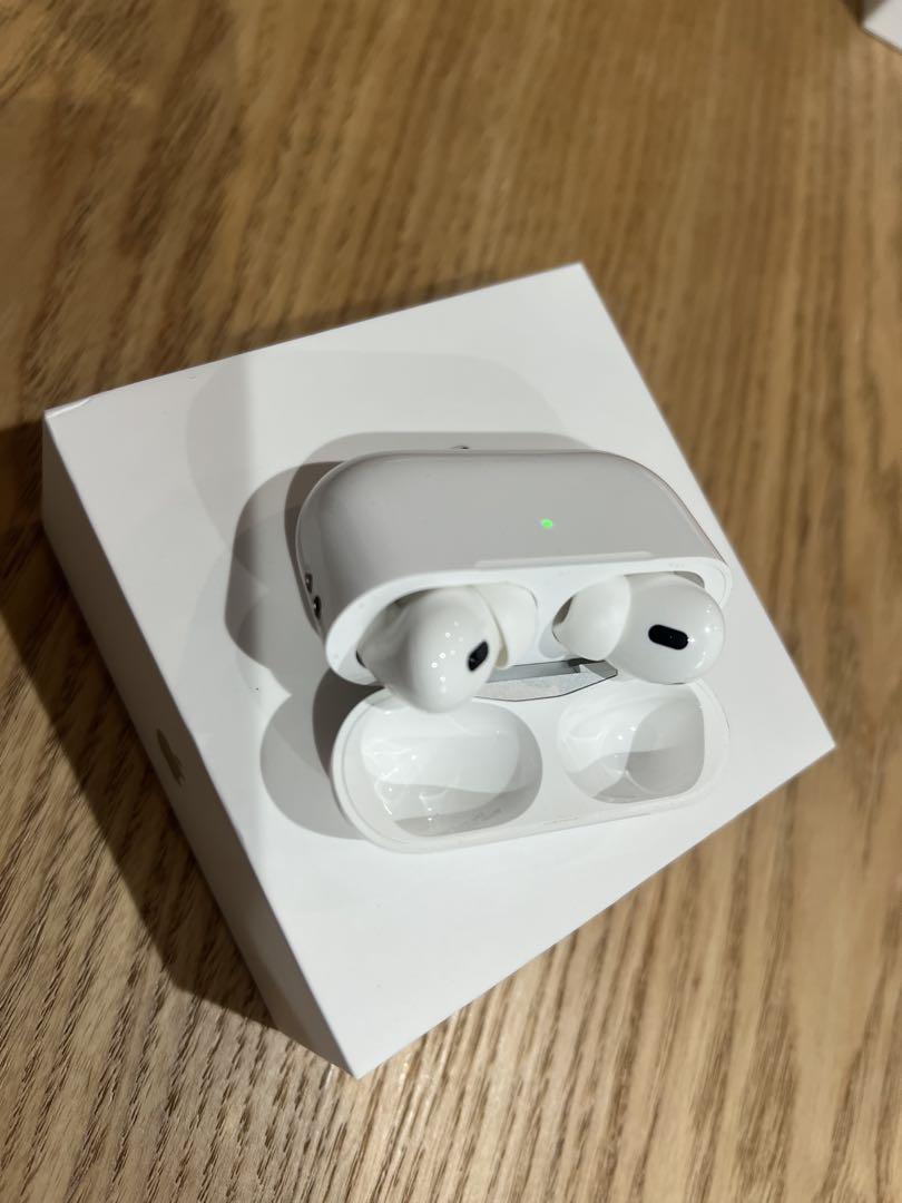 AirPods Pro 第2世代　MQD83J/A MagSafe充電付き　美品