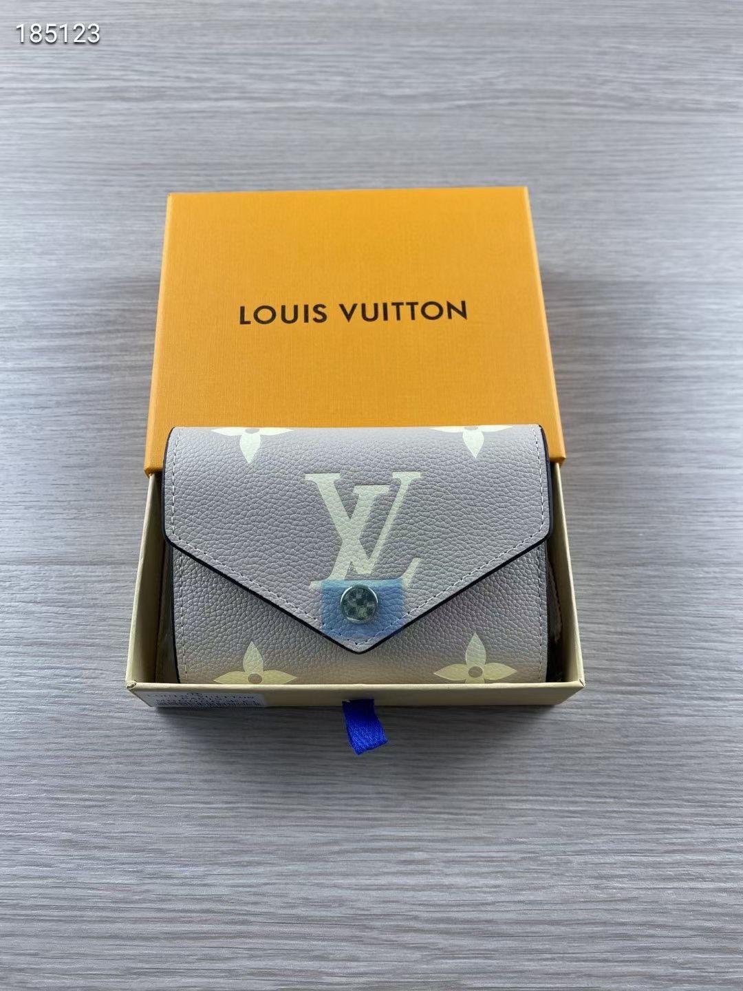 LOUIS VUITTONルルイ?ヴィトン レディース 三つ折り財布
