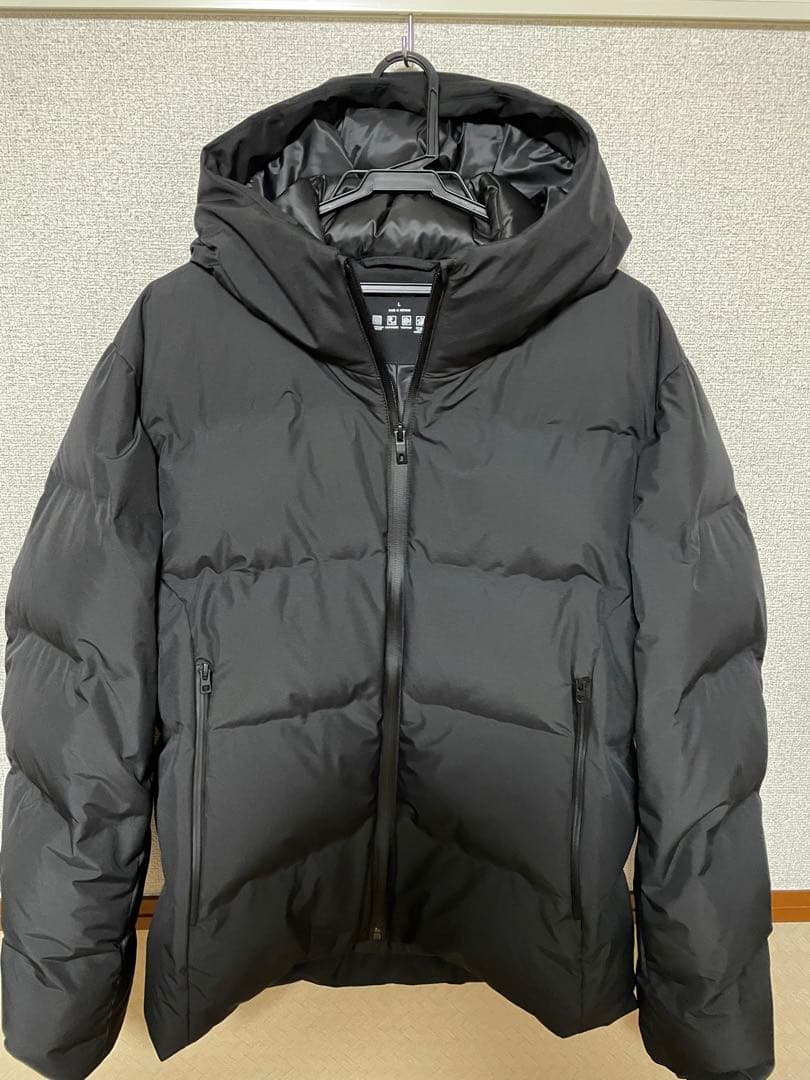 新作モデル 【新品】最新モデル UNIQLO シームレスダウンパーカー