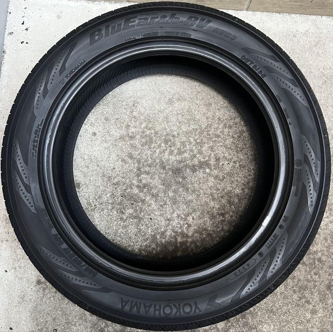 23年製　溝9〜9.5分山　ヨコハマ　ブルーアース　205/55R17 送料無料