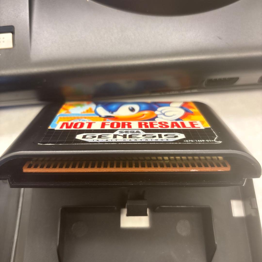 北欧版メガドライブ/ジェネシス/本体とソニック 北欧版メガドライブ/ジェネシス/本体とソニック