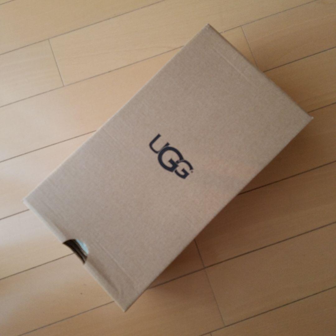UGG　スリッポン