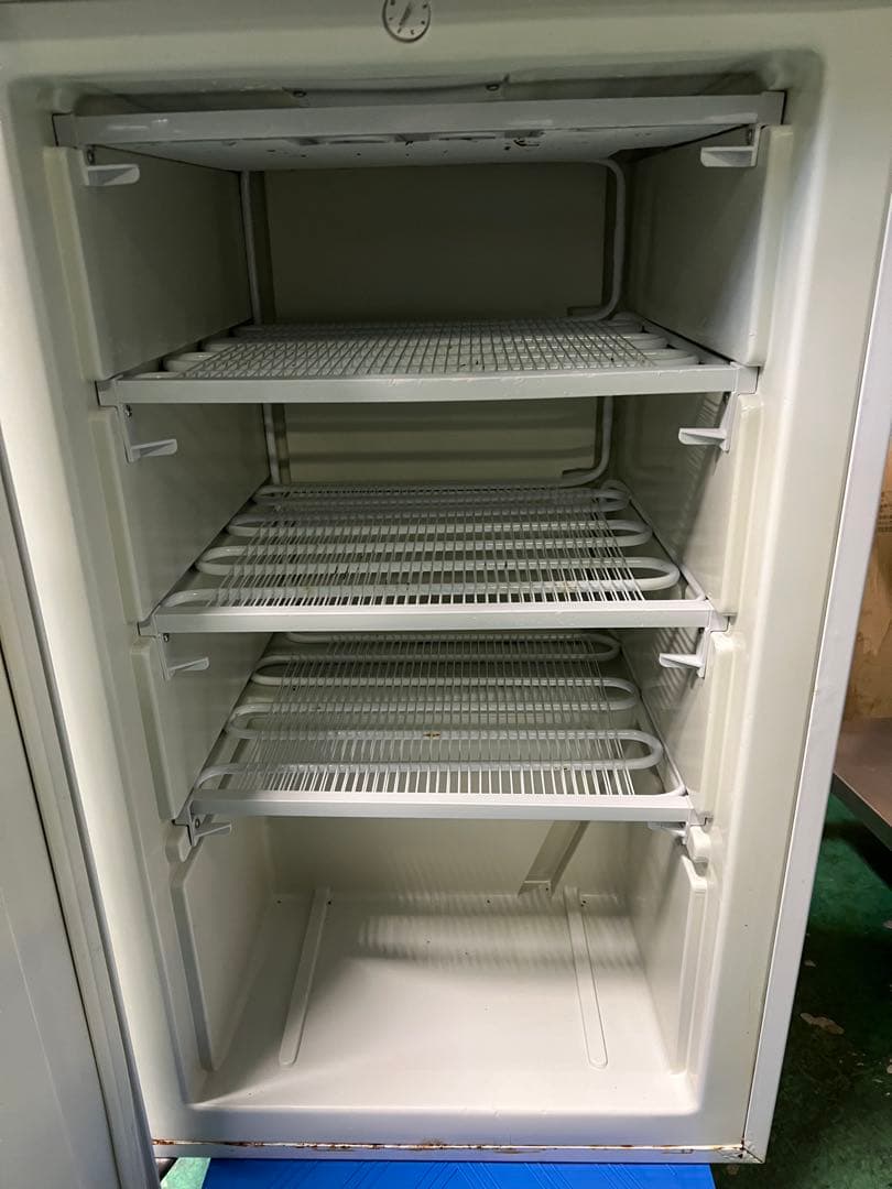 2018年 電気冷凍庫