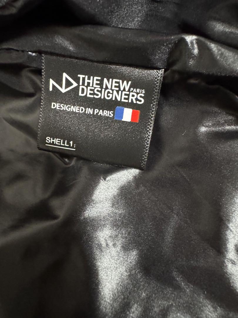 THE NEW DESIGNERS パッチ付きダウンジャケット