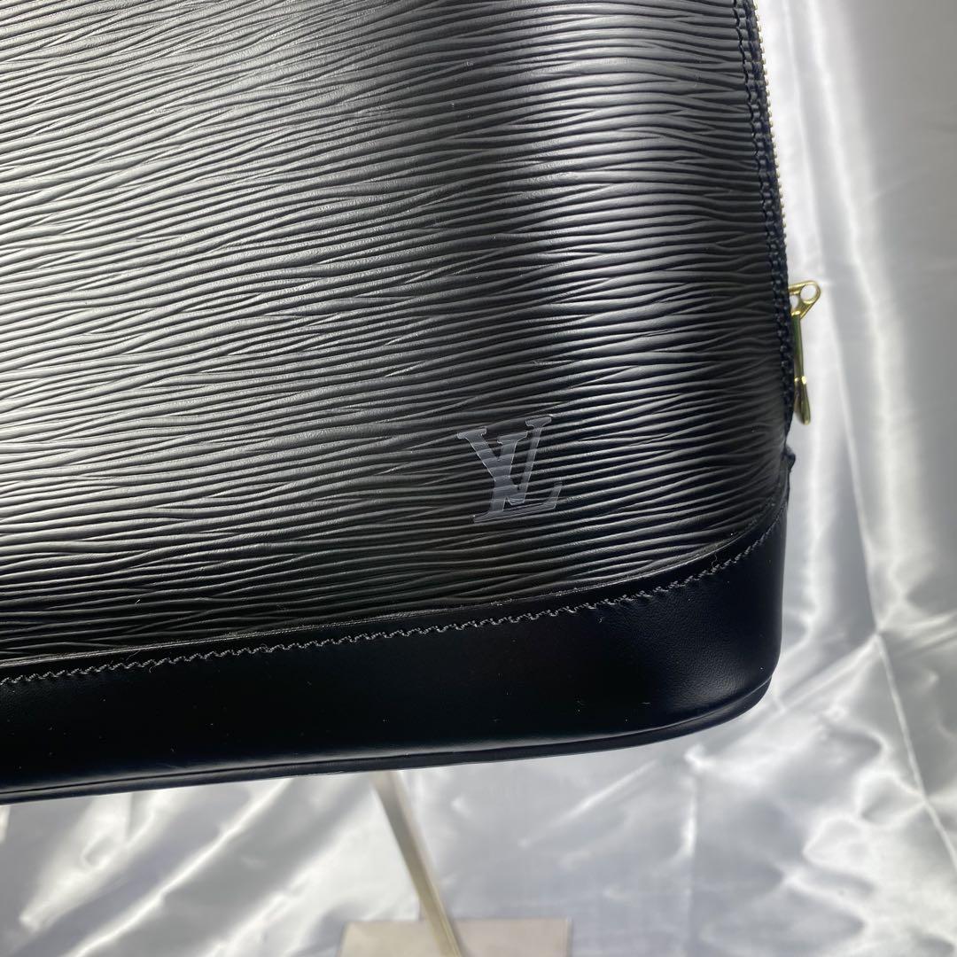 美品　Louis Vuitton エピ　レザー　アルマ　M52142