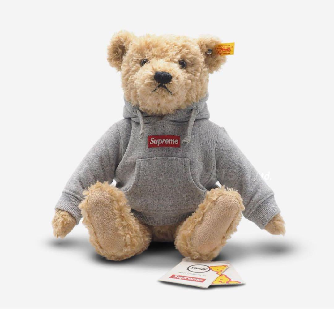 Supreme/Steiff Bear