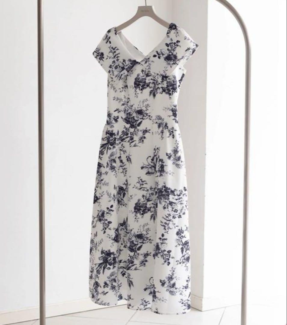 ワンピース Herlipto Secret Garden Midi Dress M